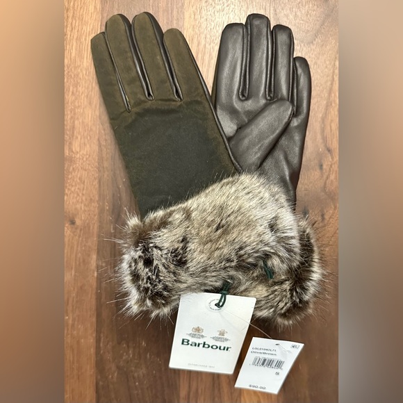 NWTs Barbour Women’s Ambush Wax Leather Gloves. Olive/Brown. Small - Picture 3 of 6
